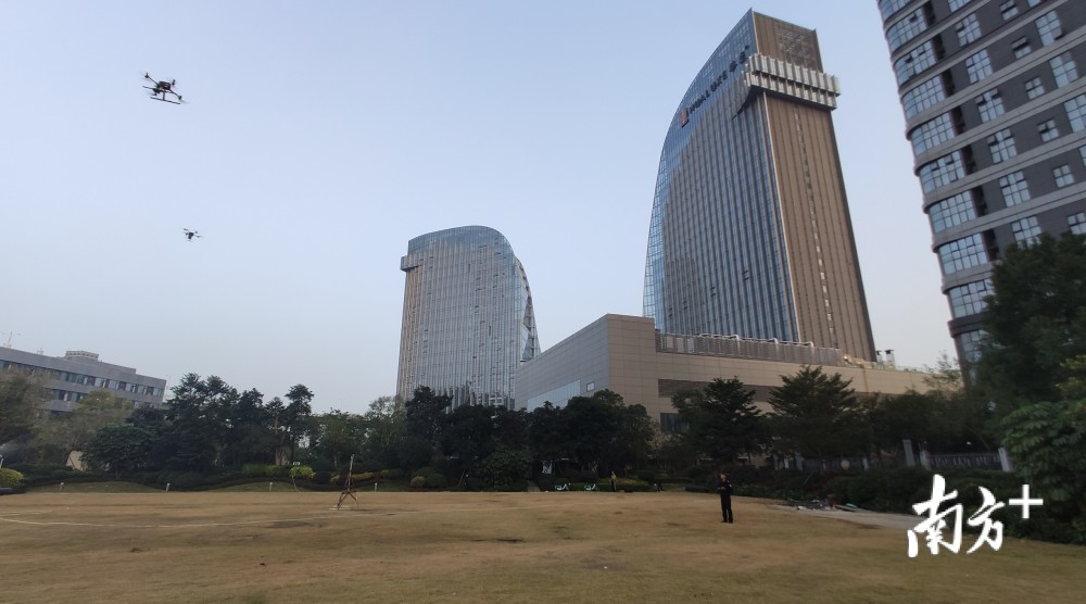 中山特警无人机首次参加全国比武,“飞”出佳(图3) 中山特警无人机首次参加全国比武,“飞”出佳(图3)